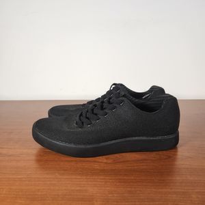 Atoms Women's Black Athletic Shoes